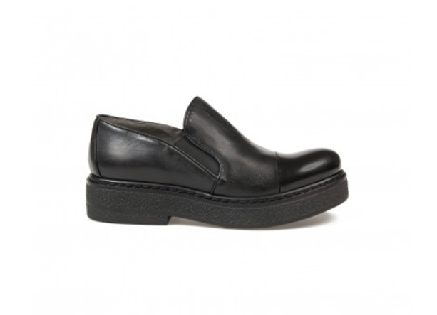 Janet-and-Janet-saldi-slip-on