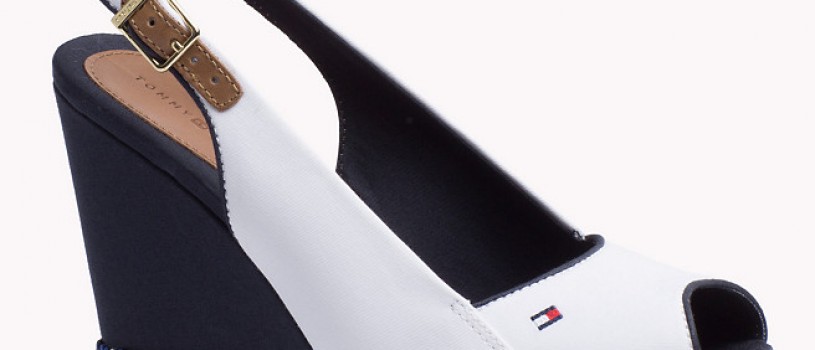 Tommy Hilfiger per un week end con le zeppe