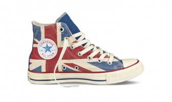 Converse e borchie, una coppia invincibile!